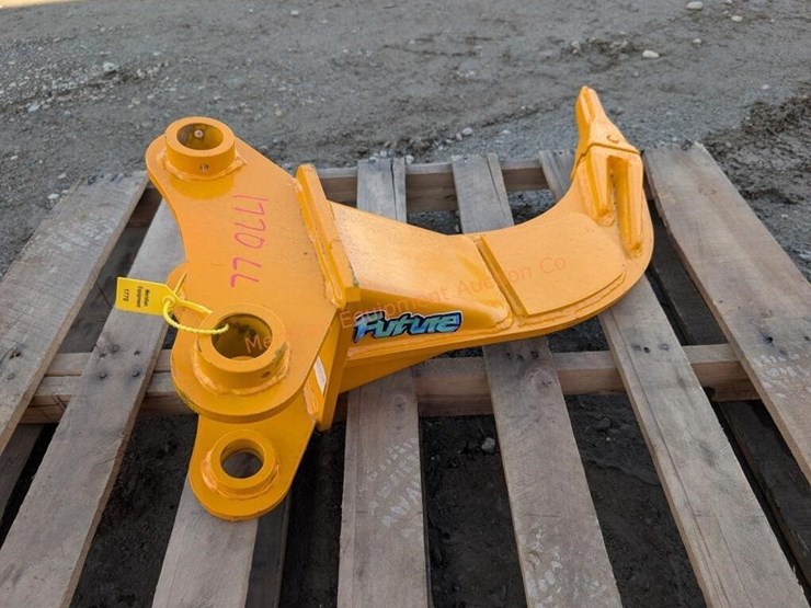 future-cat-305-excavator-ripper-image-1