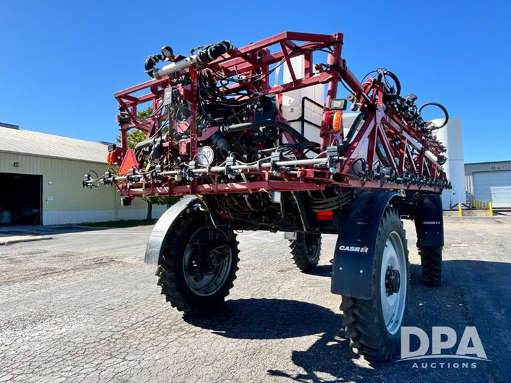 2020-case-ih-patriot-4440-image-13