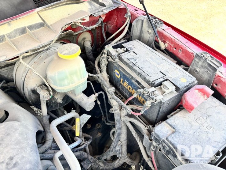 2017-ram-1500-slt-image-52