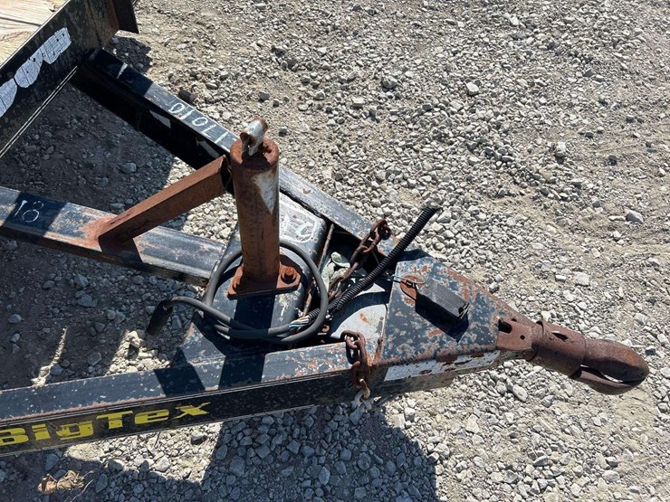 2003-big-tex-10pi-16ft.-t/a-pipe-top-utility-trailer-image-5