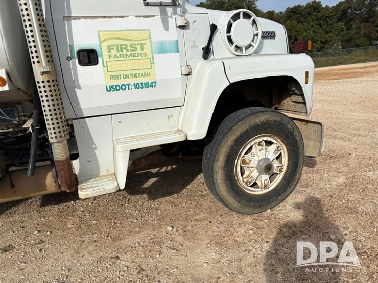 1994-ford-l8000-image-27