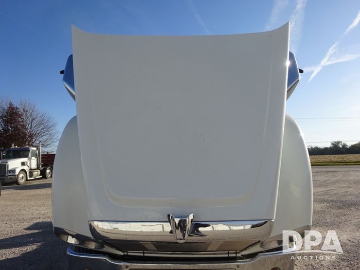 2018-freightliner-coronado-day-cab-glider-truck-(pz13996,-unit-773)-image-69