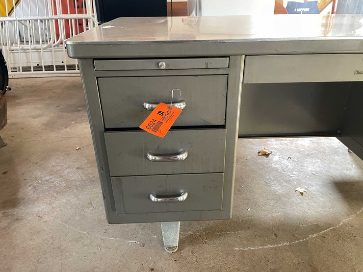 #6624-•-office-desk-image-12