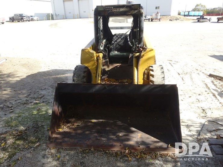 john-deere-320-skid-steer-(pz13998,-unit-343361)-image-2