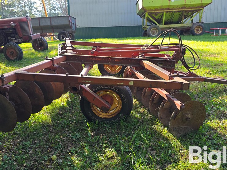 massey-ferguson-52-image-4