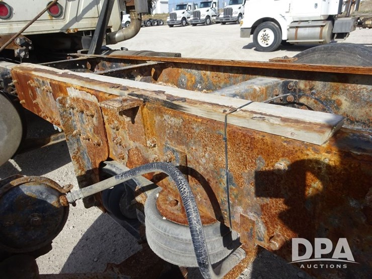 2005-mack-vision-truck-(pz13989,-unit-266)-image-73