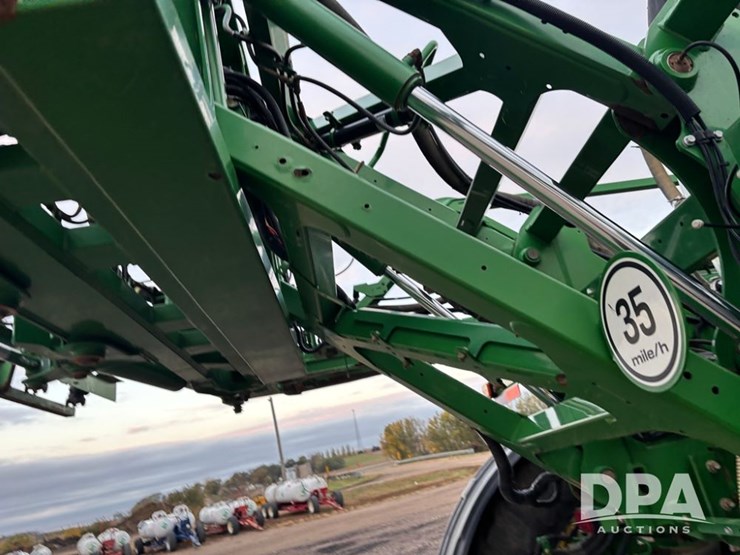 2018-john-deere-r4045-image-47