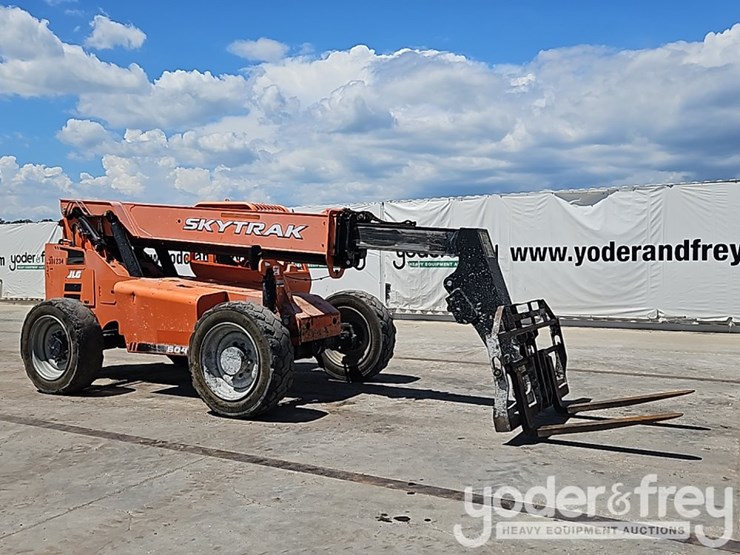 2018-sky-trak-6042-image-6