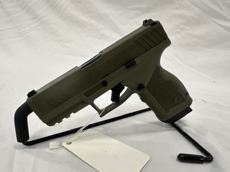 #2025-00062-•-taurus-gx4-pistol-image-10