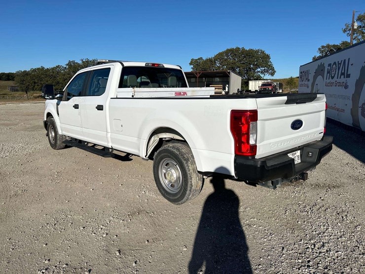 2017-ford-f350-image-2