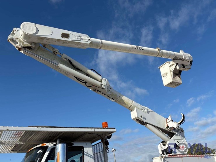 2013-international-workstar-7400-image-11