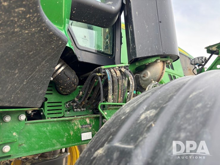 2019-john-deere-r4038-image-73