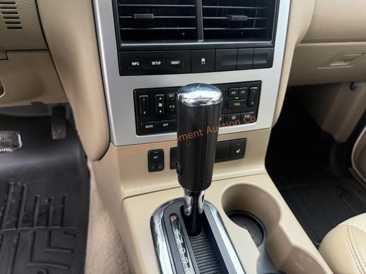 2007-mercury-mountaineer-image-31