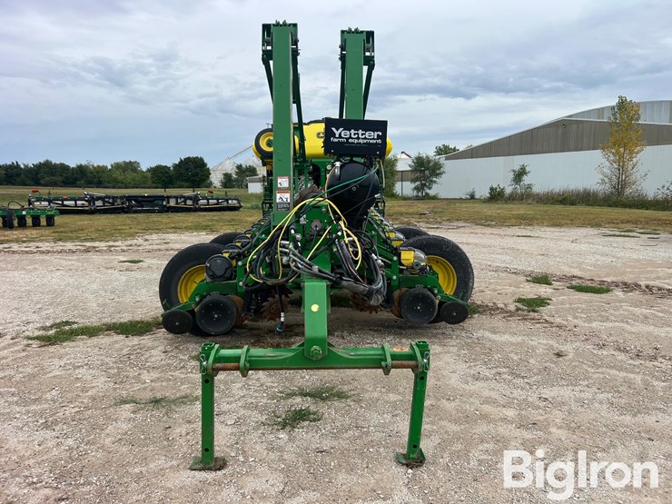 2012-john-deere-1770nt-ccs-image-2