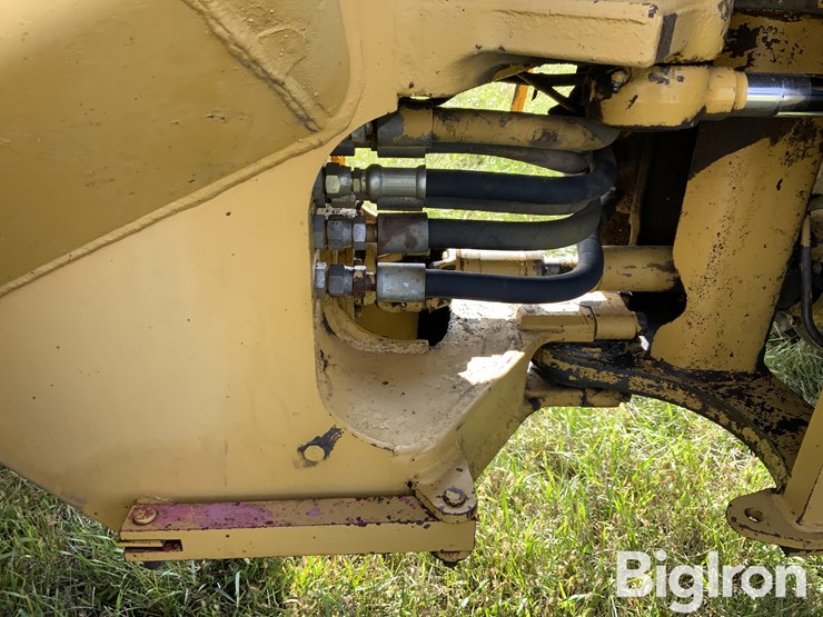 caterpillar-910-image-12