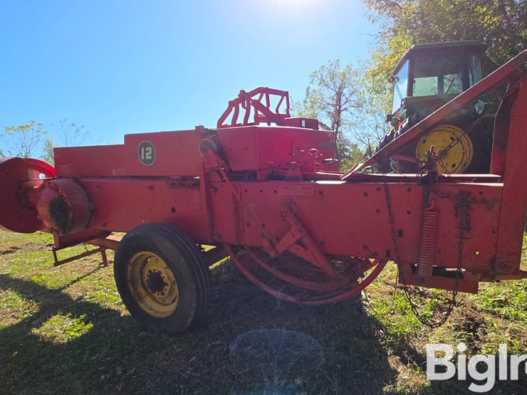 massey-ferguson-12-image-7