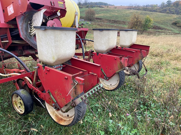 international-400-image-13