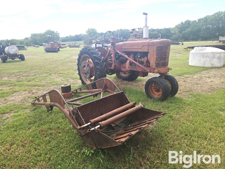 1941-international-m-image-3