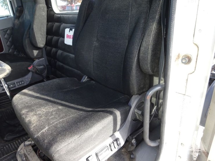 2018-freightliner-coronado-day-cab-glider-truck-(pz13985,-unit-775)-image-95