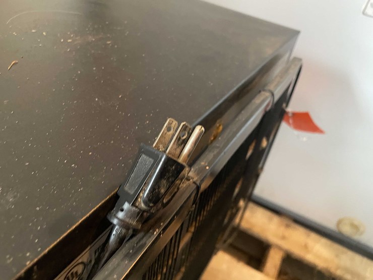 #6620-•-mini-fridge-image-8