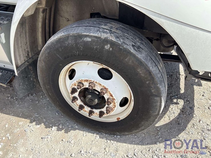 2015-international-transtar-8600-image-35