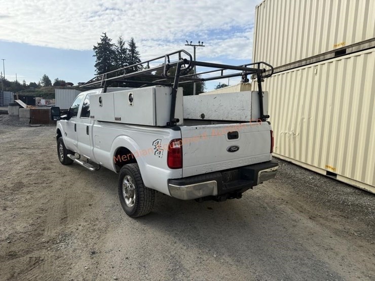 2015-ford-f350-xlt-image-5