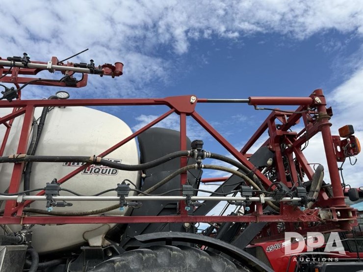 2020-case-ih-trident-5550-image-45