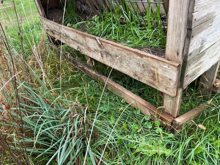 #9617-•-(3)-feeders-image-17