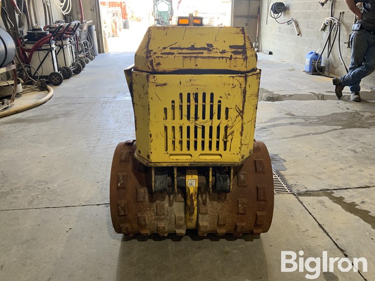 wacker-neuson-rt820-image-2
