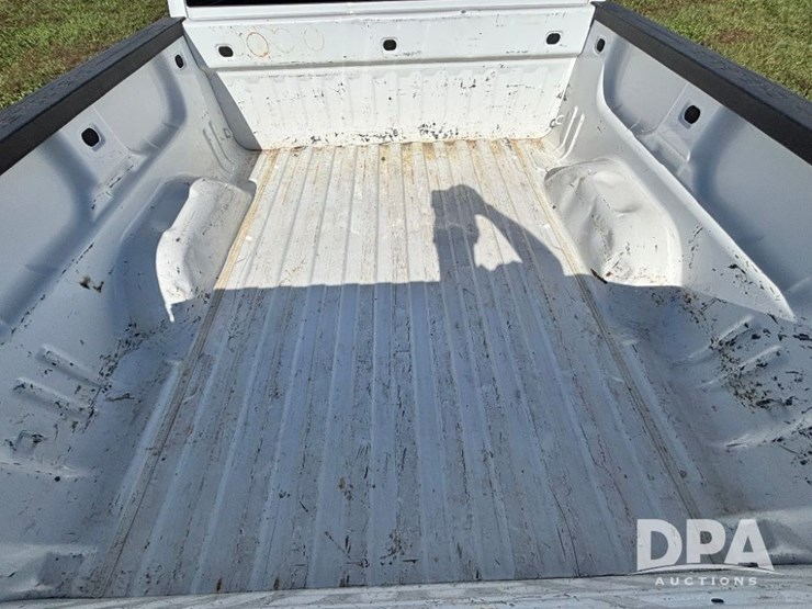 2018-chevrolet-silverado-image-29