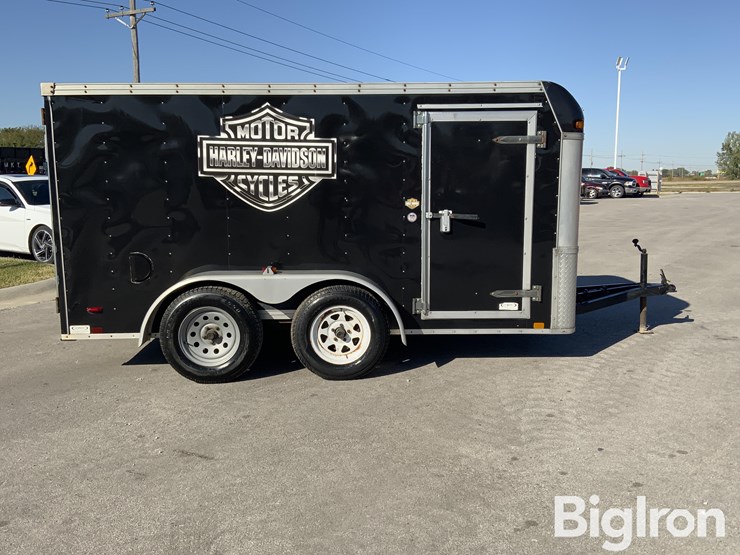 2005-united-expressline-image-4