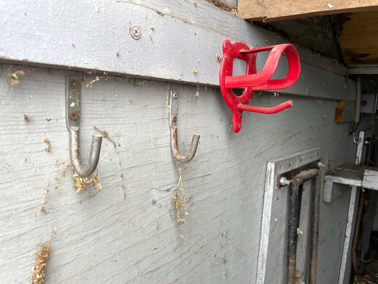 #8044-•-1986-3-horse-gooseneck-camper-trailer-(no-title)-image-54