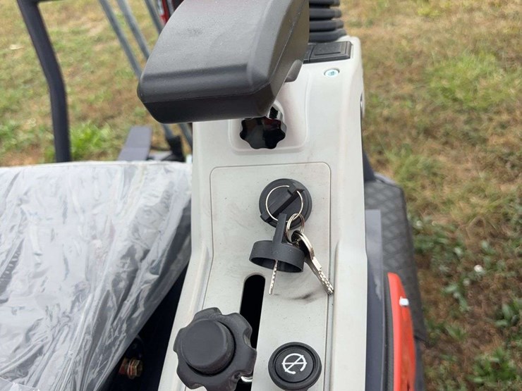 mini-excavator-mx15rx-image-24