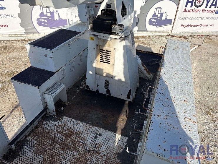 2013-international-workstar-7400-image-32