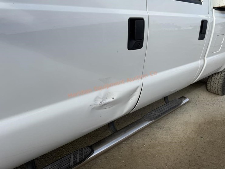 2015-ford-f350-xlt-image-17