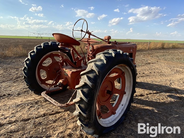 farmall-h-2wd-tractor-image-5