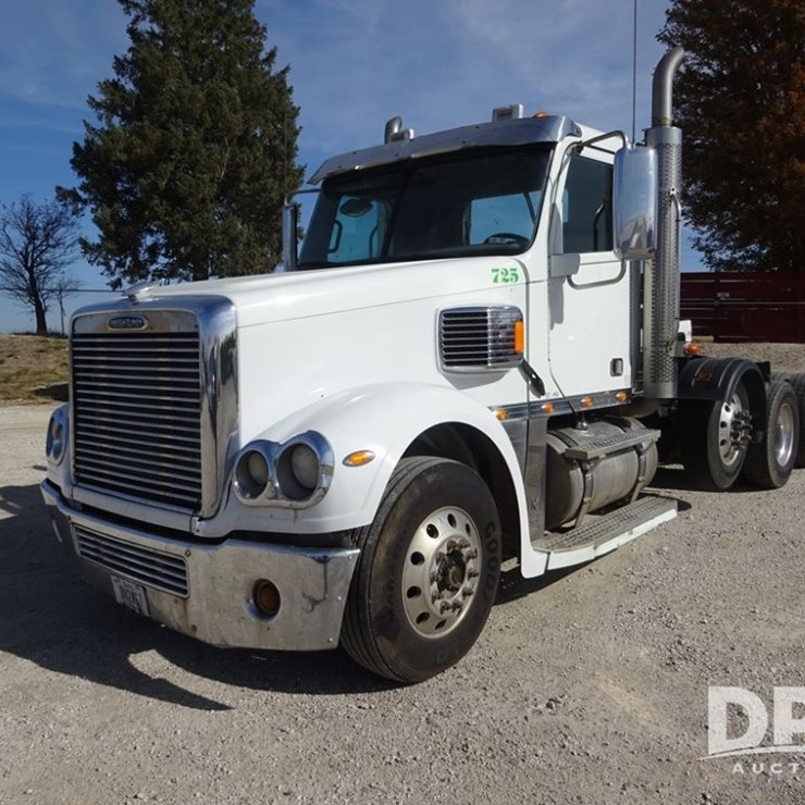 2017 Freightliner Coronado Day Cab Glider Truck (PZ13993, Unit 725)