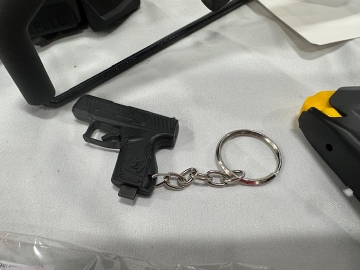 #2025-00065-•-taurus-gx4-pistol-image-5