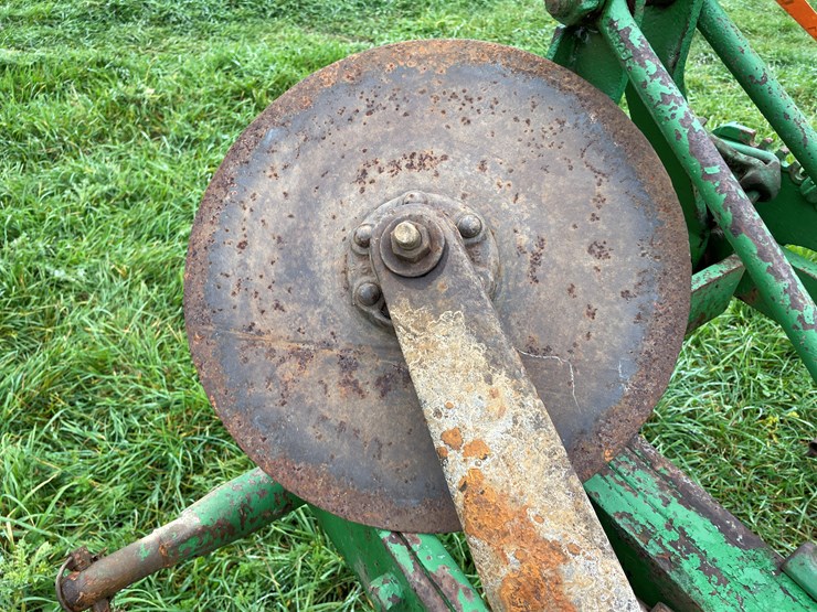 #8141-•-two-bottom-plow-image-10