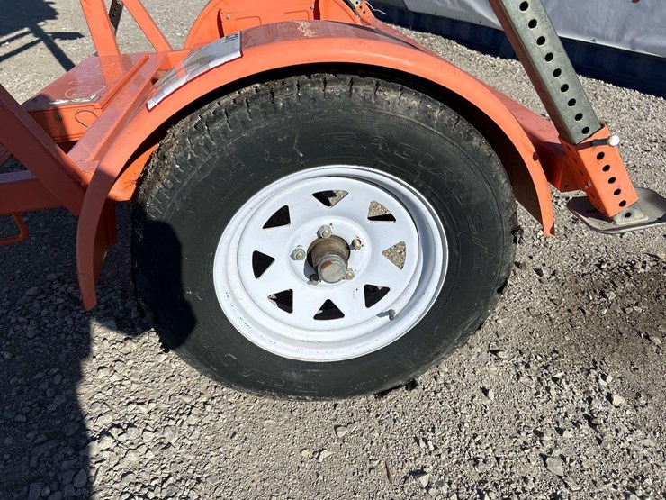 towable-arrow-board-image-9