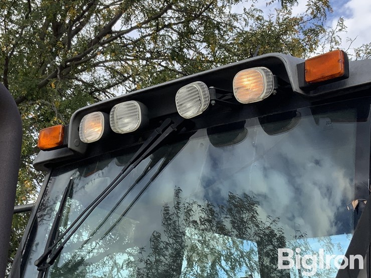 2005-new-holland-b95b-image-14