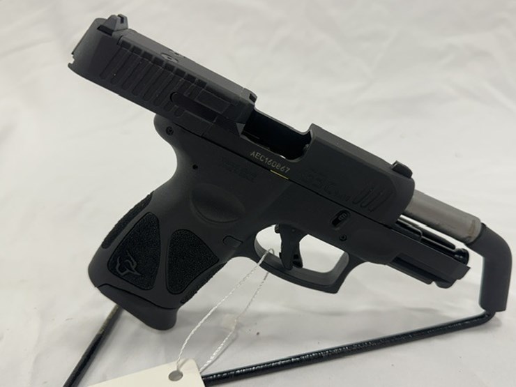 #2025-00037-•-taurus-g3c-pistol-image-27