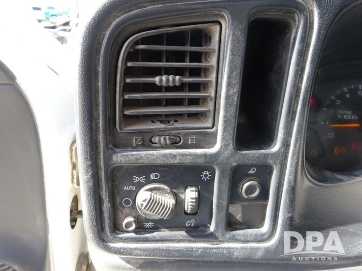 2006-chevrolet-2500hd-image-64