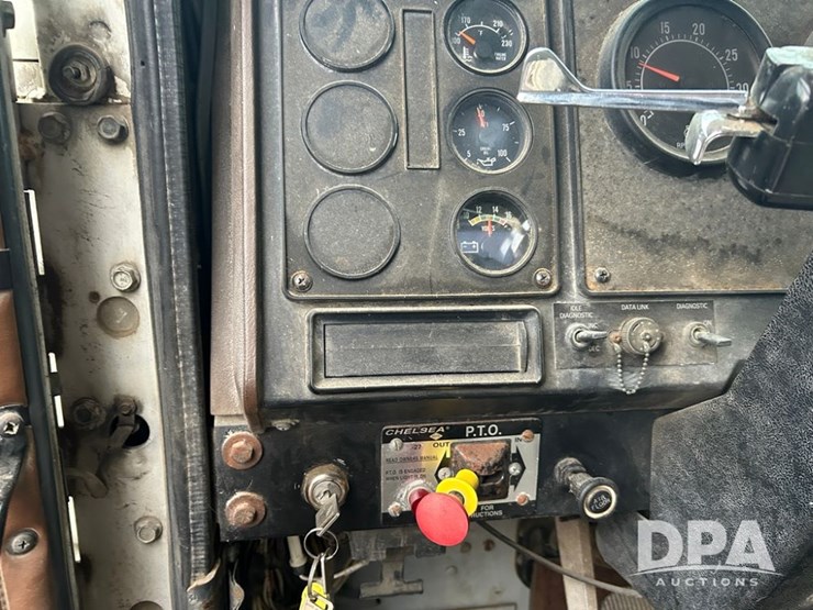 1992-international-9400-image-59