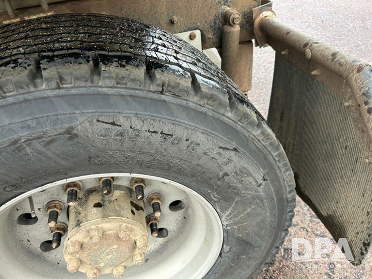 1992-international-9400-image-18