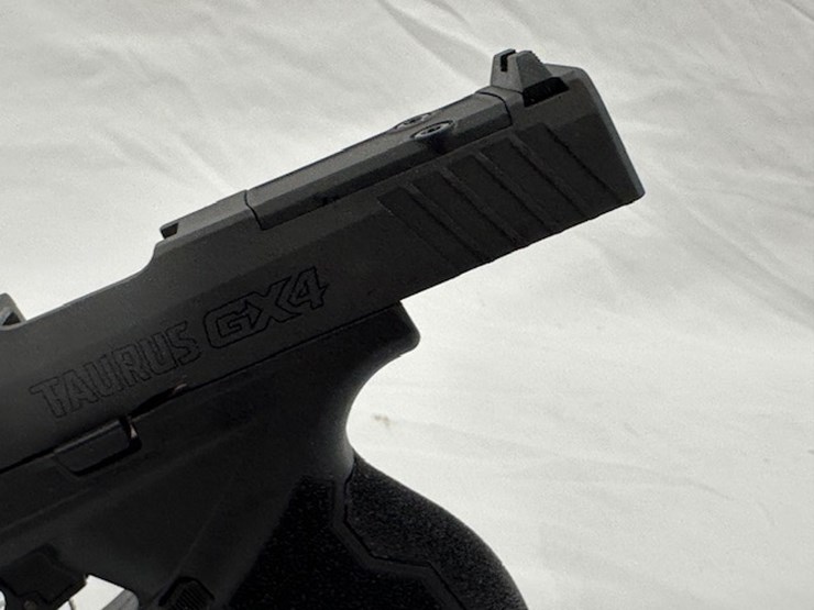 #2025-00059-•-taurus-gx4-pistol-image-40