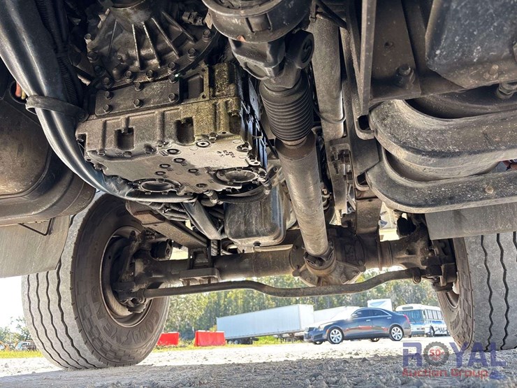 2013-international-workstar-7400-image-48