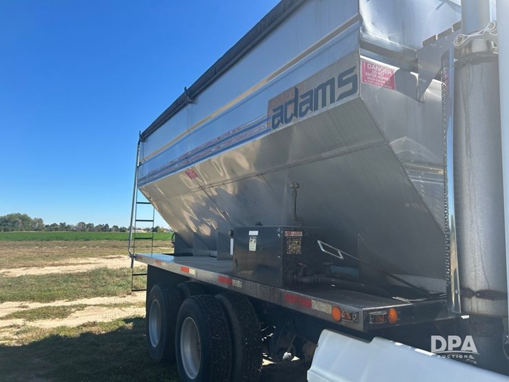 2006-freightliner-century-dry-truck-(cp1180-unit-16052)-image-8