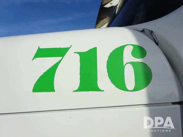 2016-freightliner-coronado-day-cab-glider-truck-(pz13983,-unit-716)-image-116