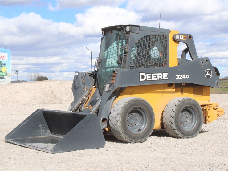 deere-324g-image-1